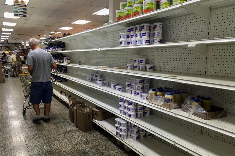 El Gobierno venezolano interviene una cadena mayorista por "condicionar ventas"